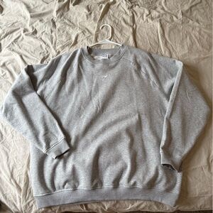 Gymshark Training Oversized Fleece Sweatshirt in Light Grey Core Marl